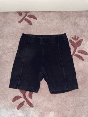 Monrow Pocket Bike Shorts